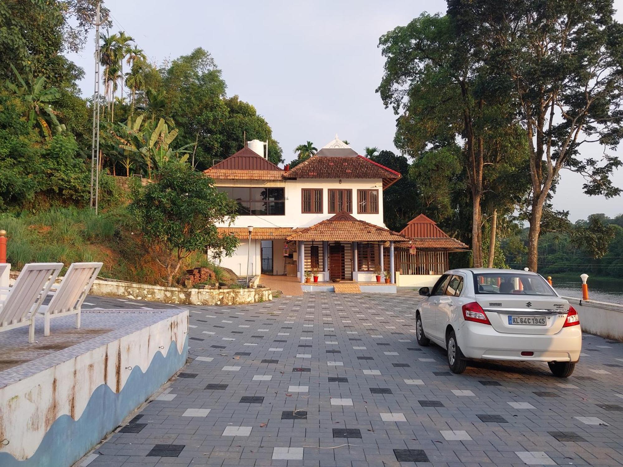 Stayberries River Rock Villa Athirapilly Kizhake Chalakudi Экстерьер фото